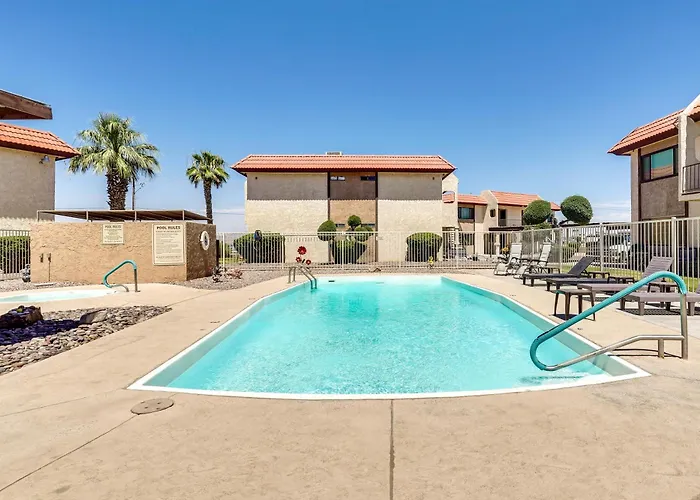 Water & Mtn-view Gem W/ Patio In Havasu Holiday home